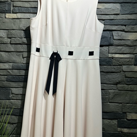 Calvin Klein Cream and Black A-Line Midi Dress - Picture 1 of 8